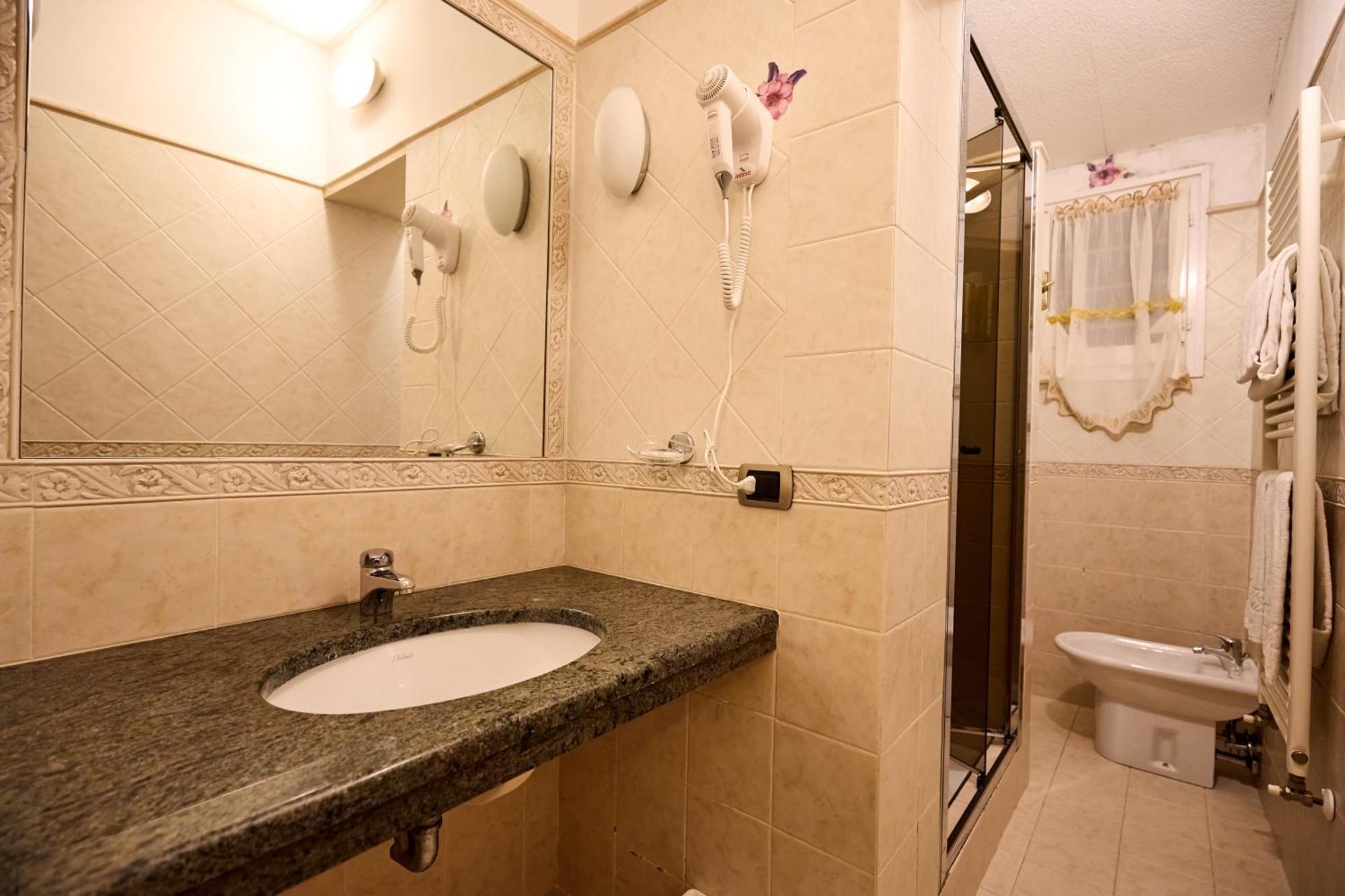 Hotel Paradiso Altedo Luaran gambar