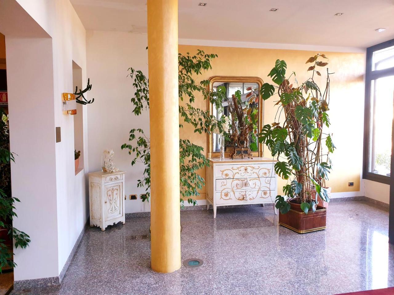 Hotel Paradiso Altedo Luaran gambar